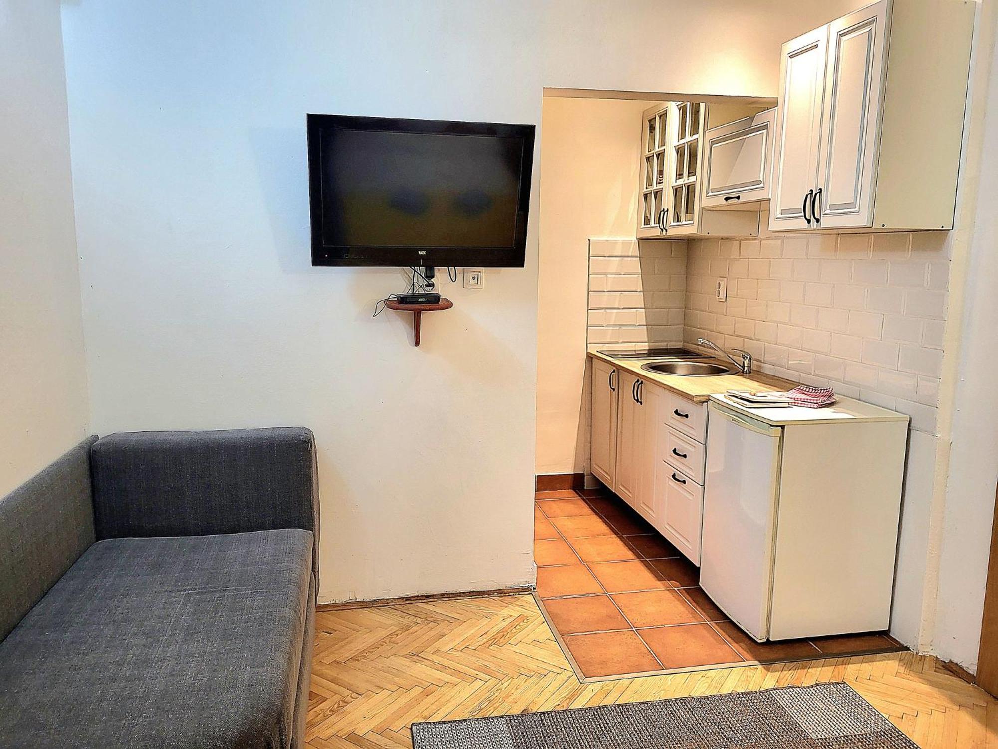Apartments Maris Garden Petrovac Екстериор снимка